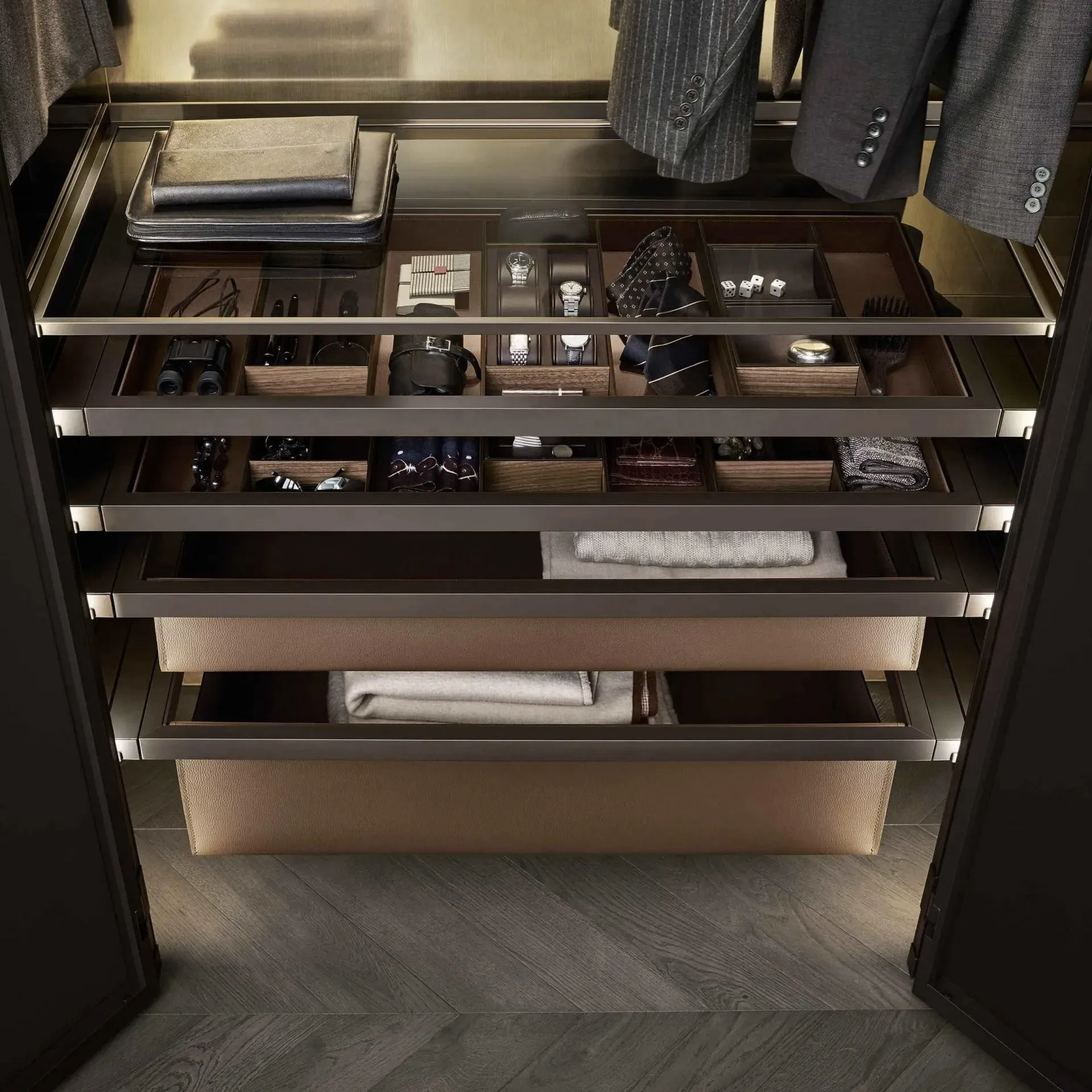 Cover Wardrobe