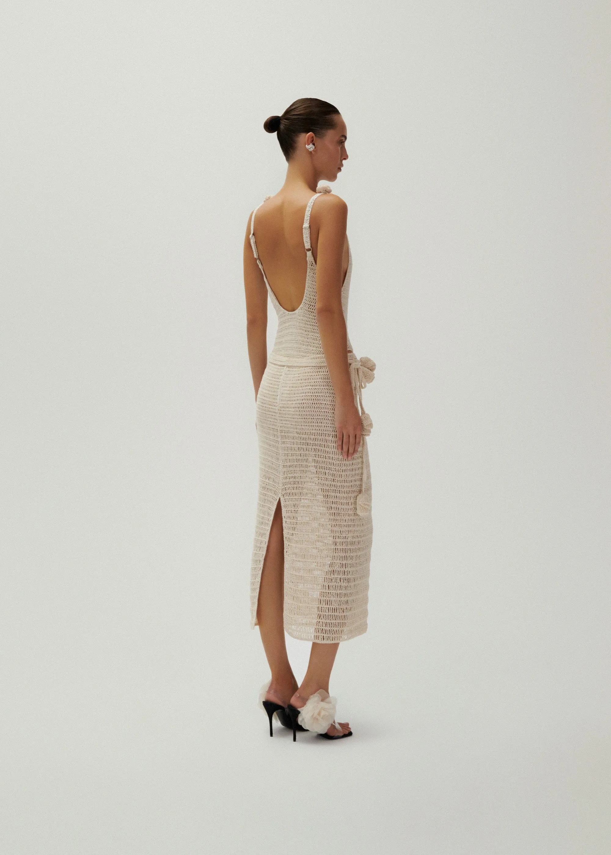 Crochet rosette bodysuit in beige