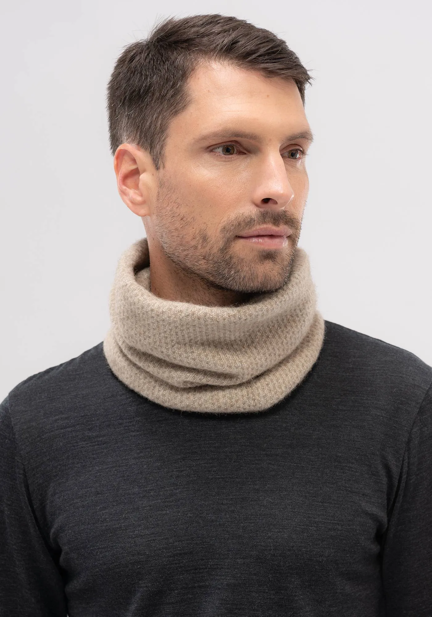 Finley Snood