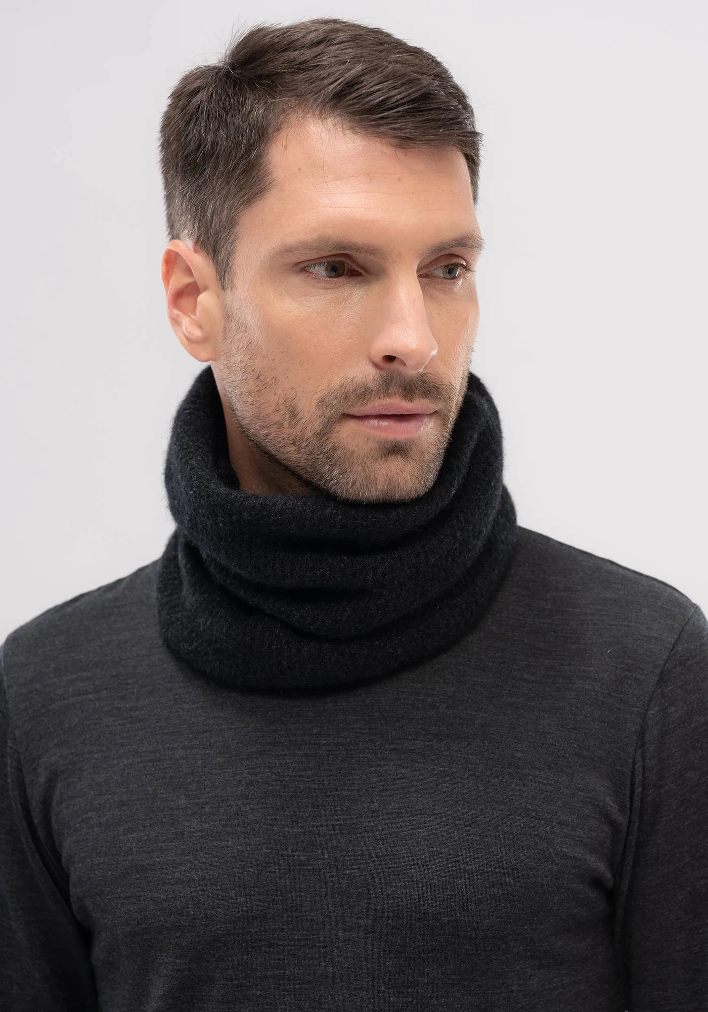 Finley Snood
