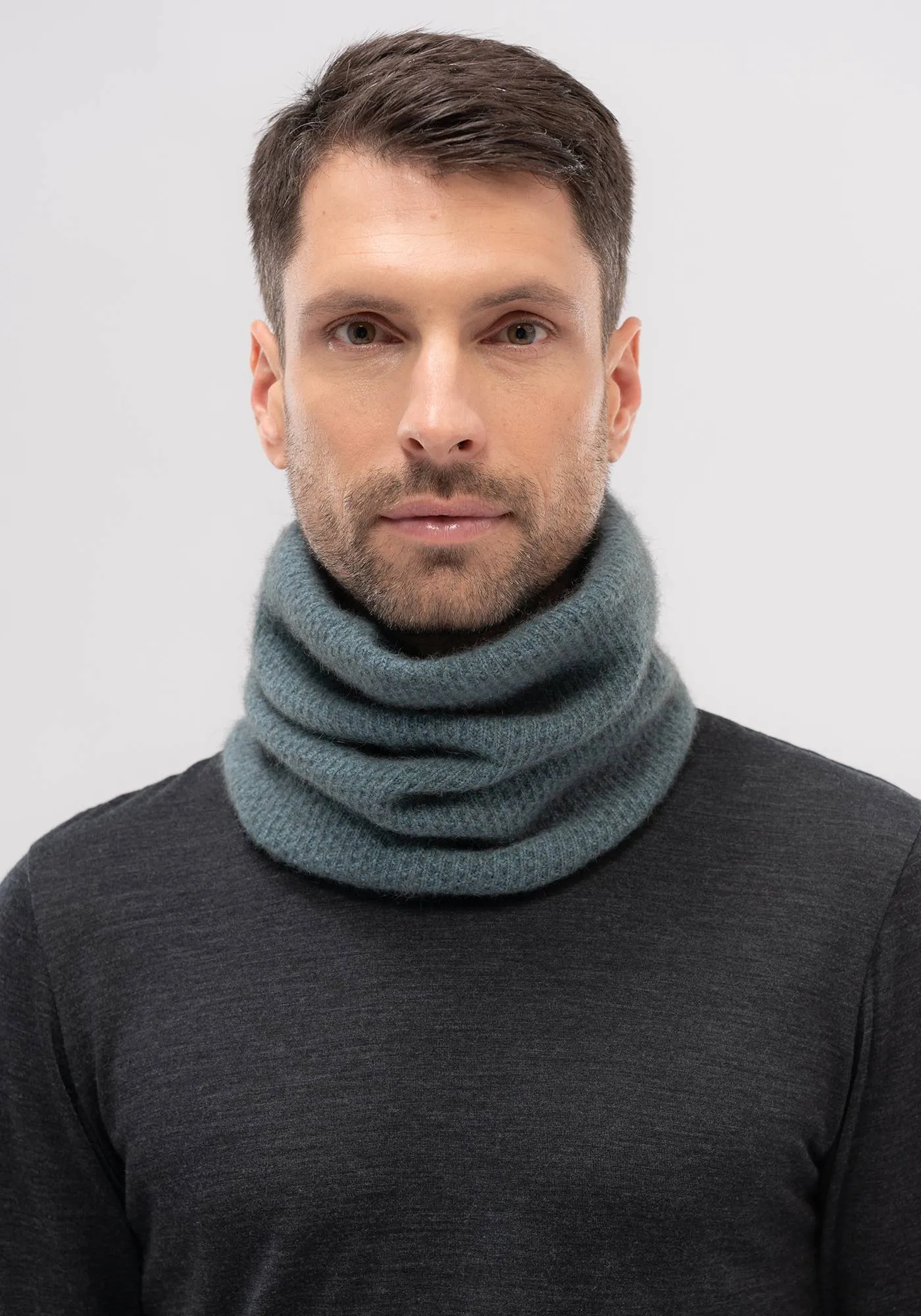 Finley Snood