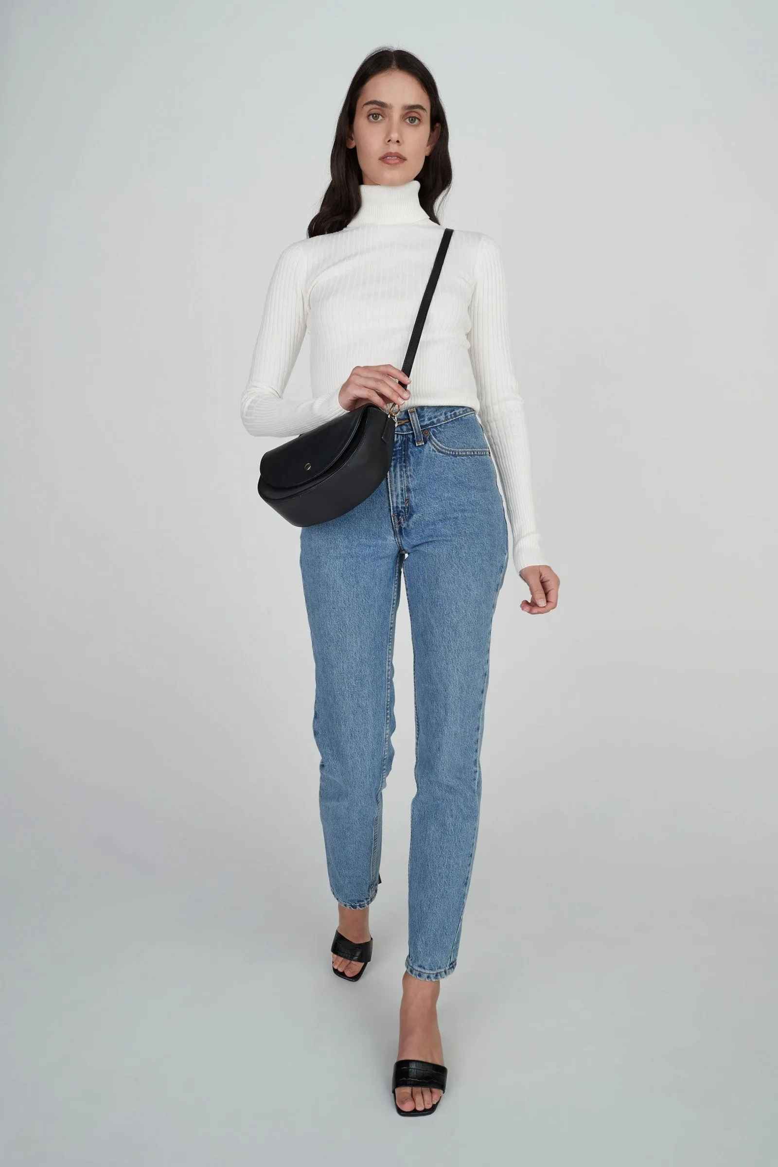 Hansen & Gretel Jaclyn Cashmere Turtleneck