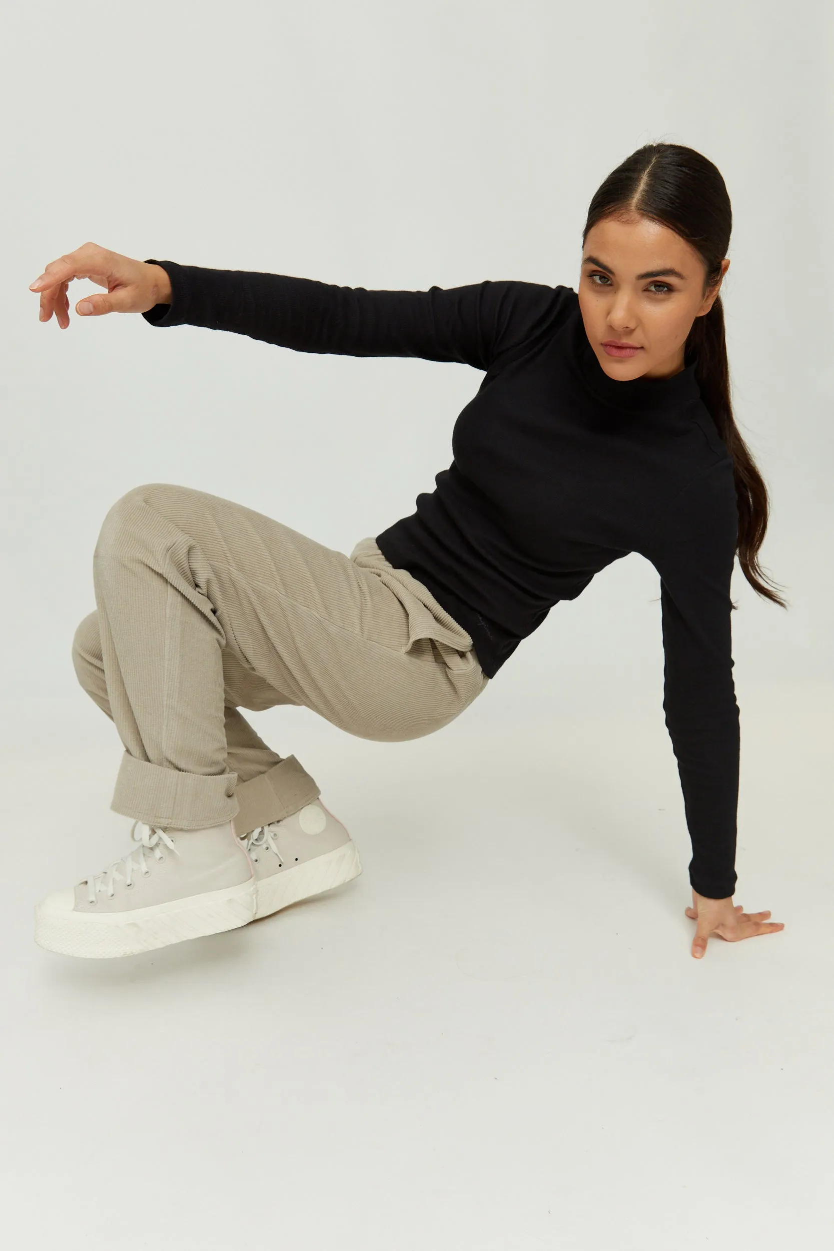 Lillian Turtleneck