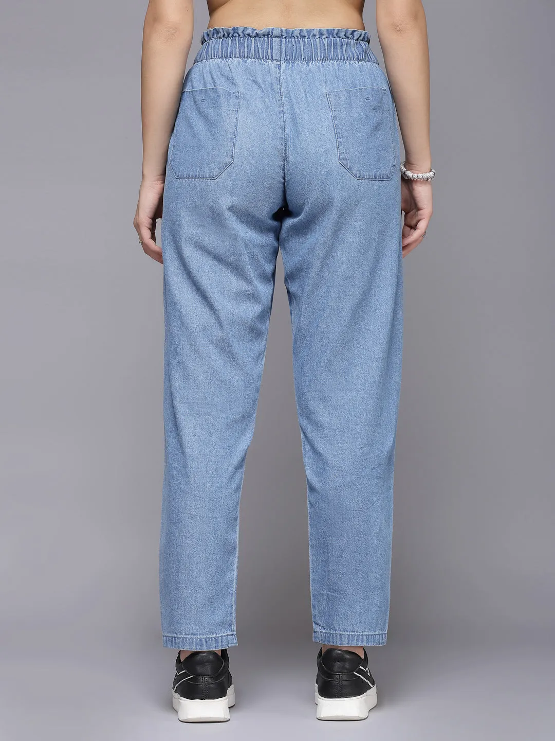 Relaxe Fit Mid Indigo Cotton Denim Jeans For Women