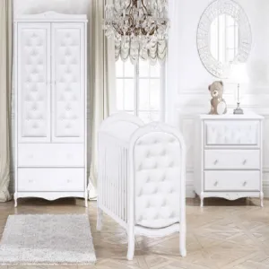 TRAMA WARDROBE